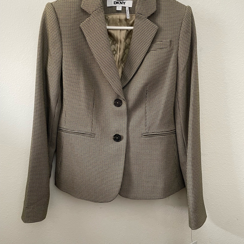 DKNY Women's Black and White Blazer